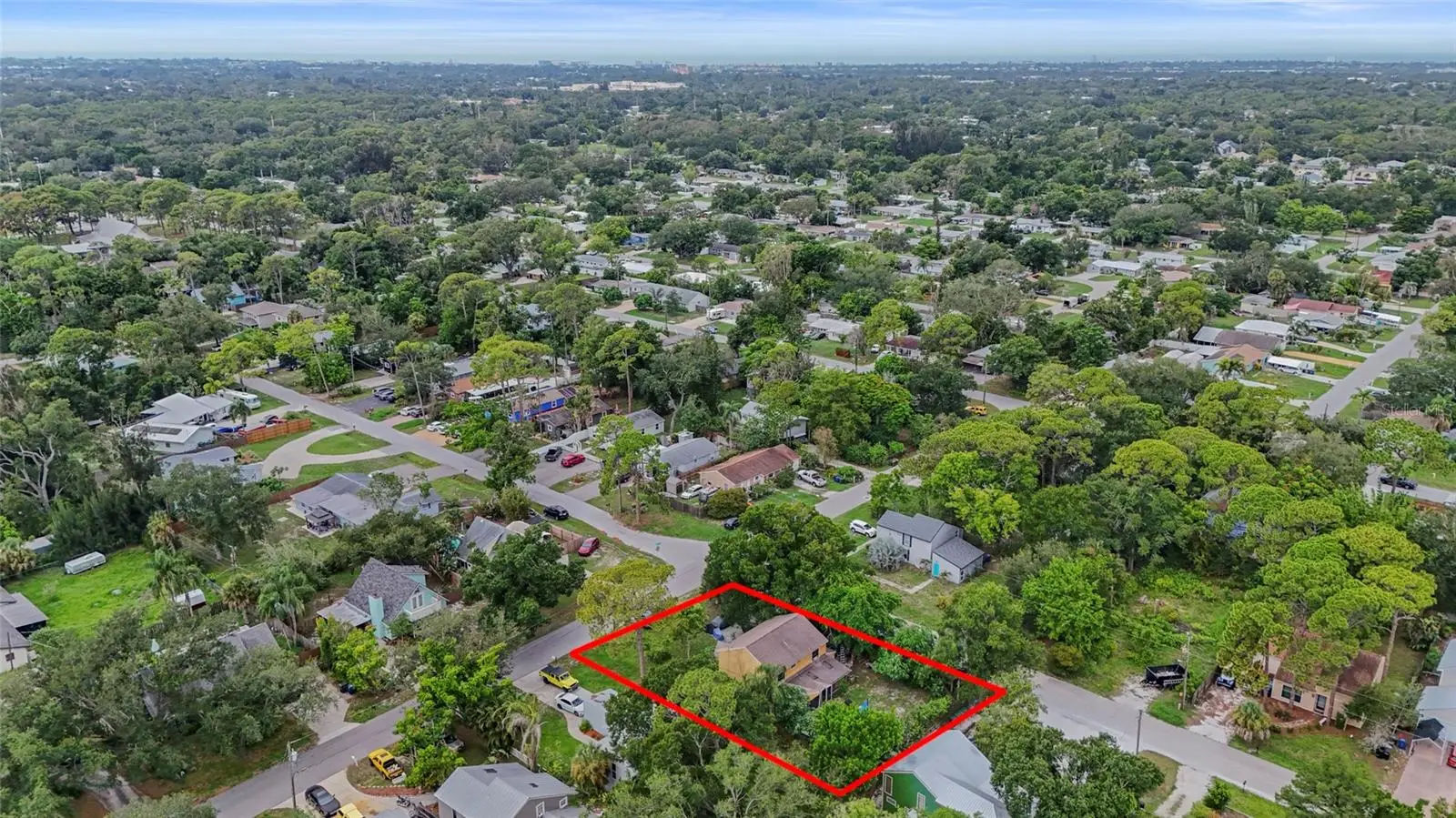 3153 Maiden Lane, FL