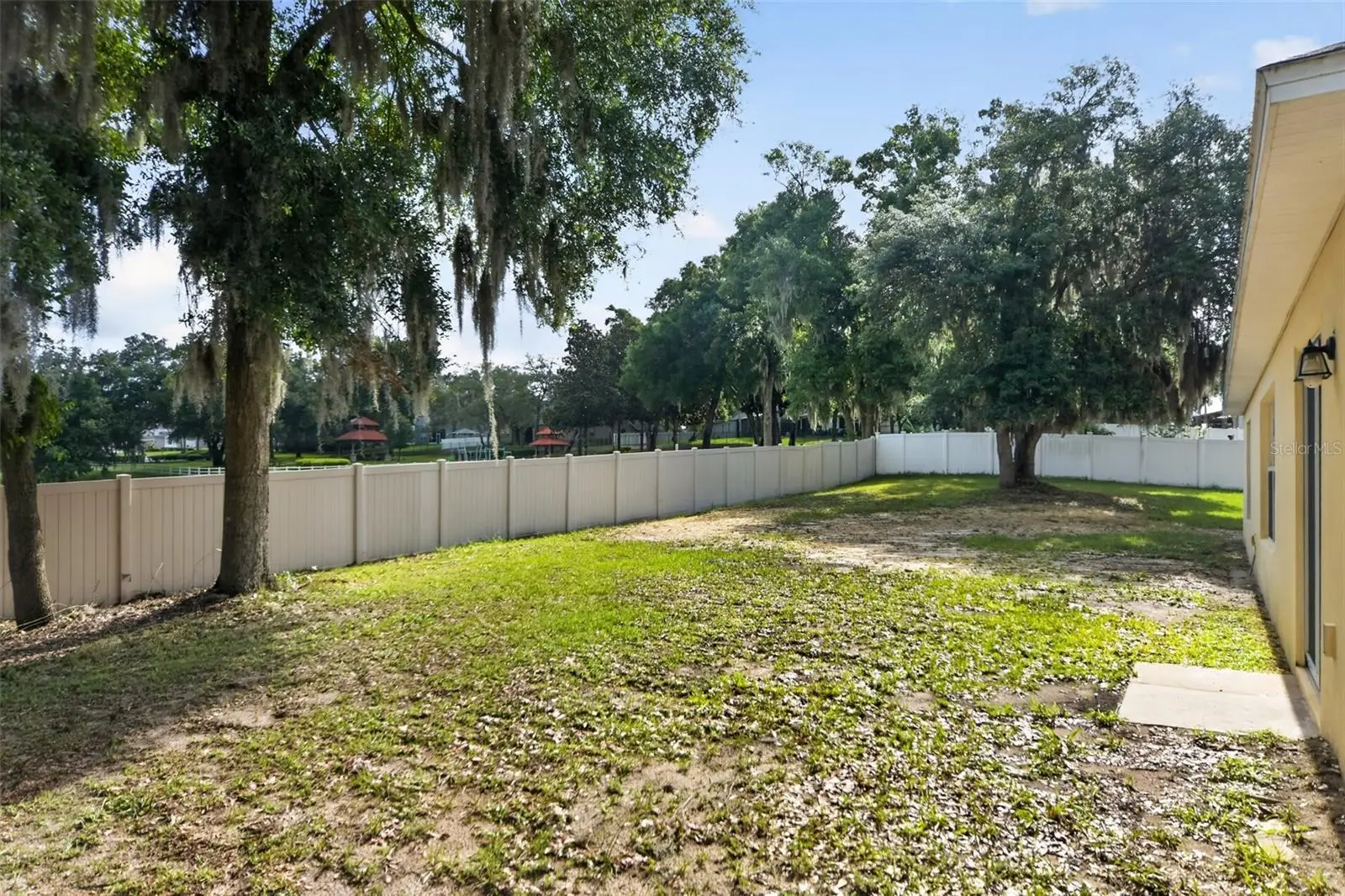 2832 Breezy Meadow Road, FL