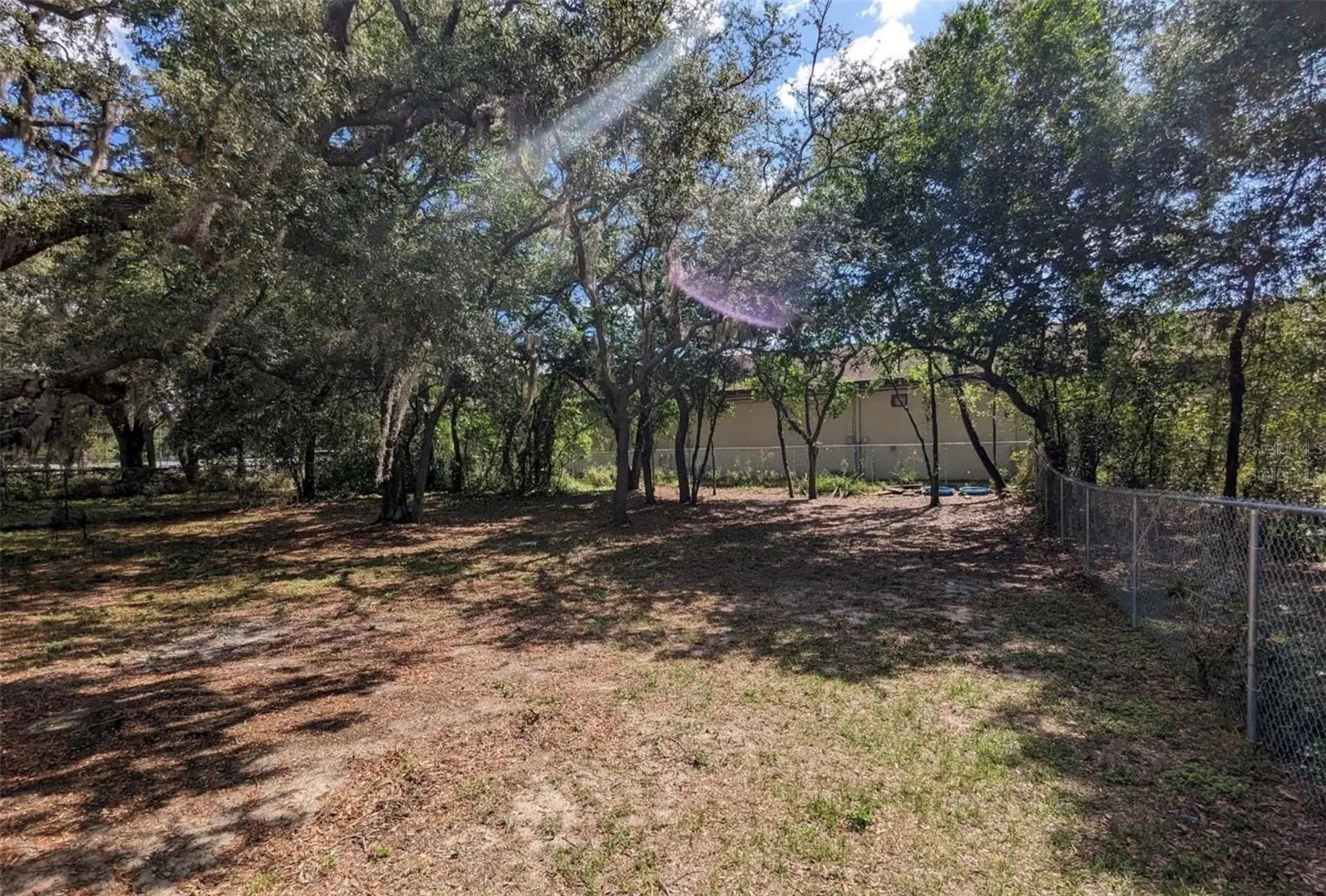 511 John Street, FL