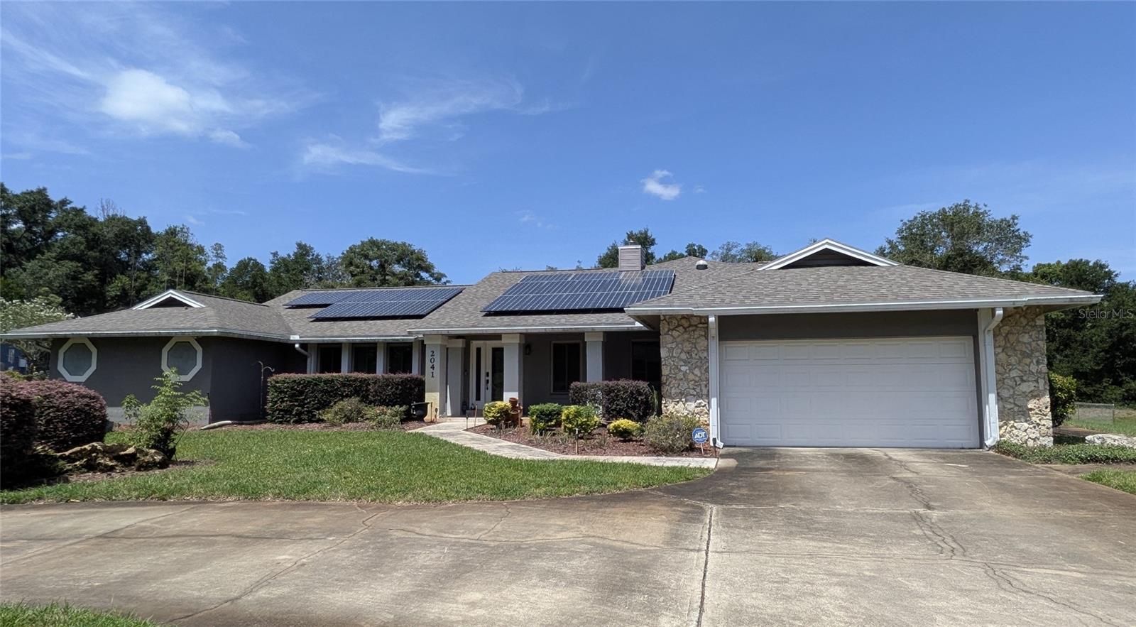 2041 Crowley Circle, FL