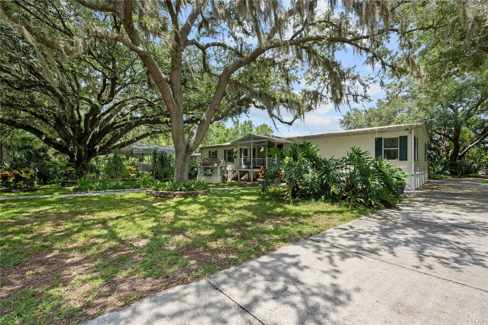 34945 Buck Road, FL