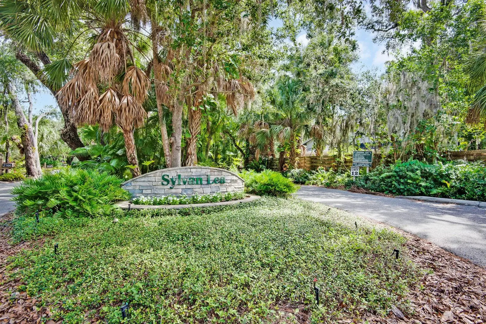 2073 Misty Sunrise Trail, FL