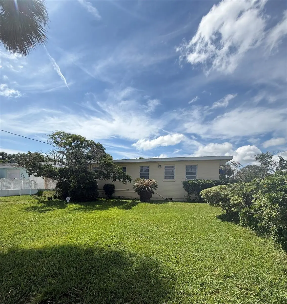 940 Halifax Drive, FL