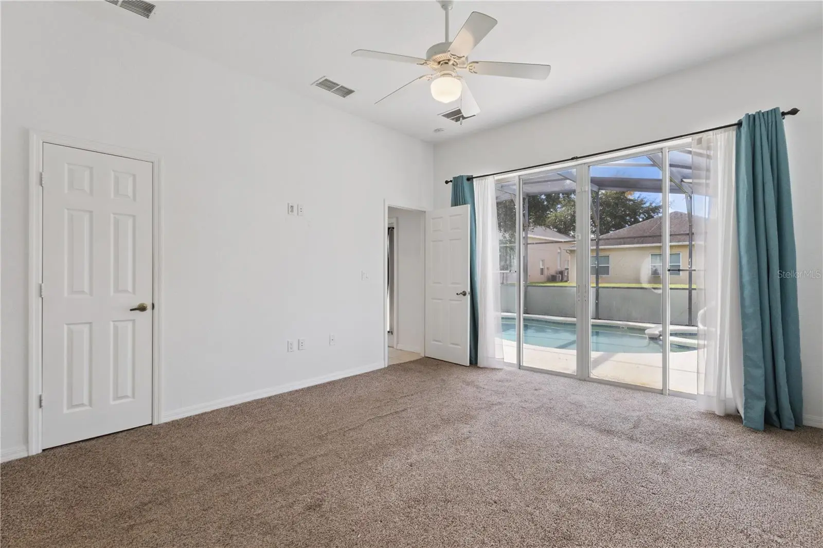 939 Andalusia Loop, FL