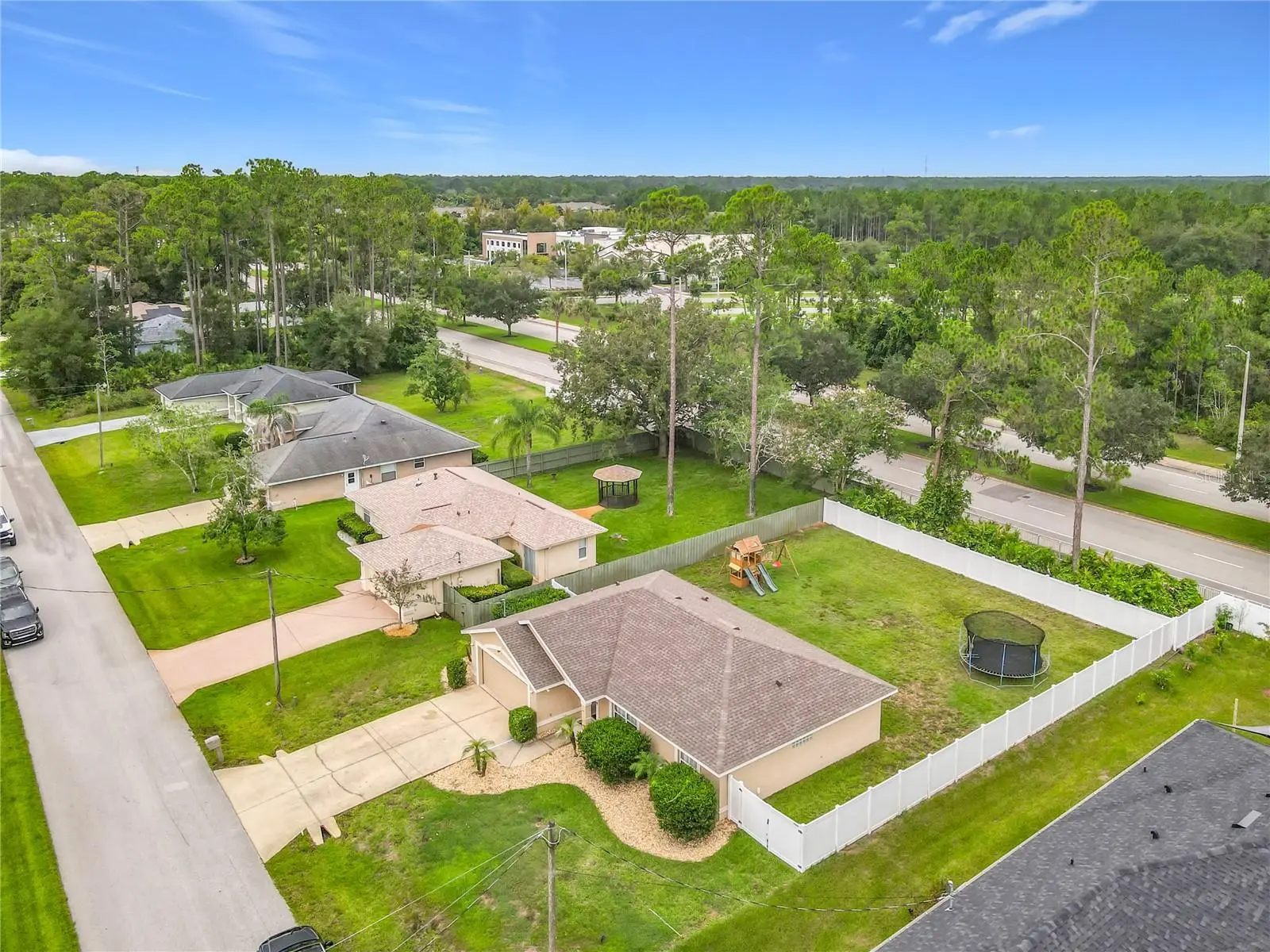 8 Bainbridge Lane, FL