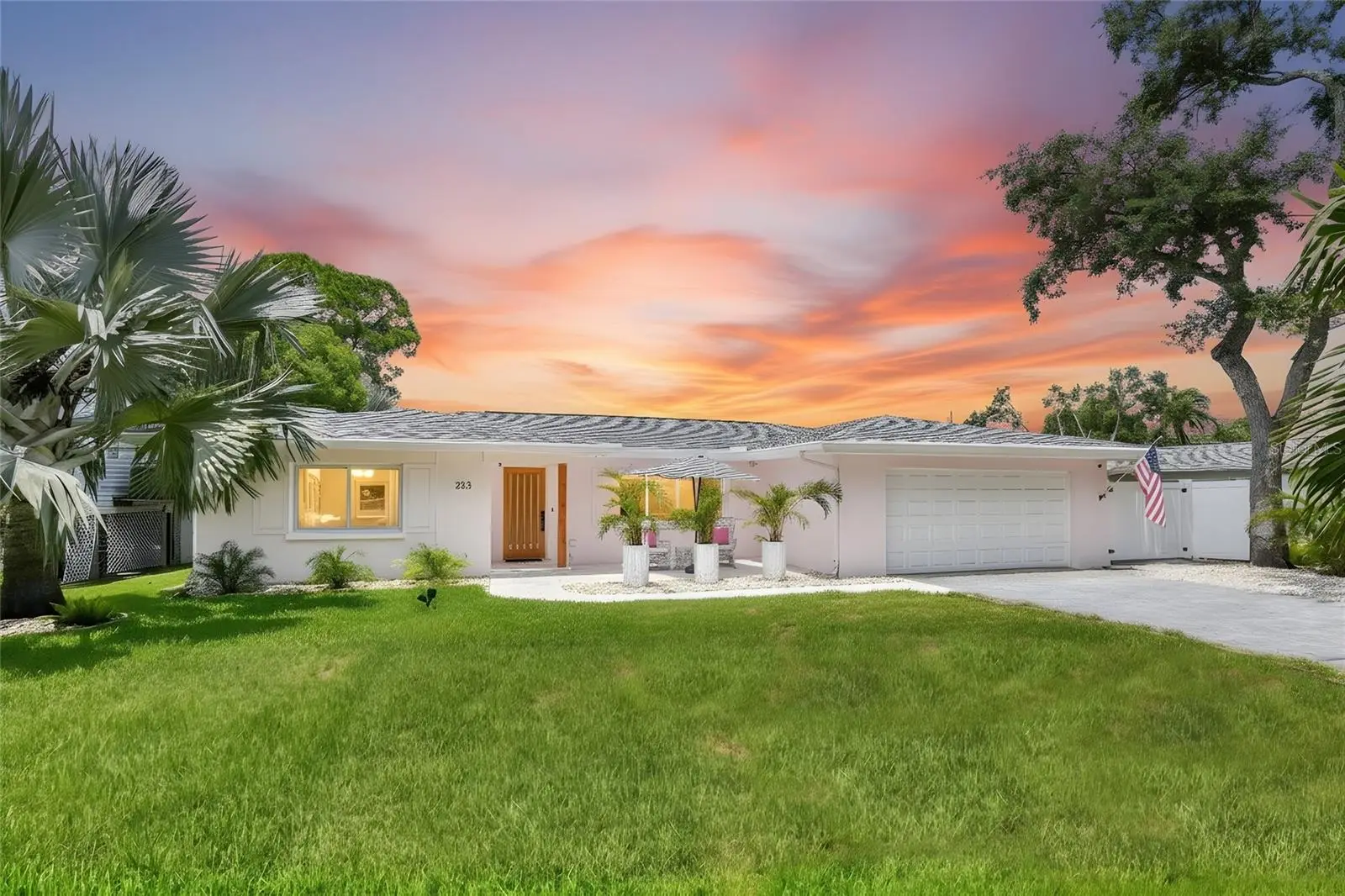 223 Pinecrest Drive, FL