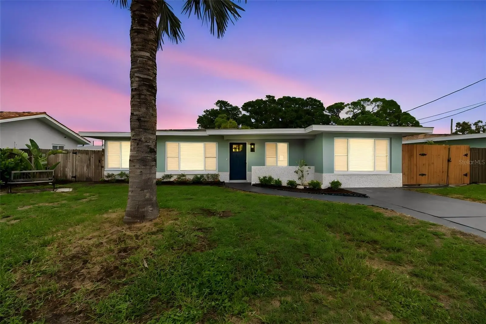 403 Driftwood Drive, FL