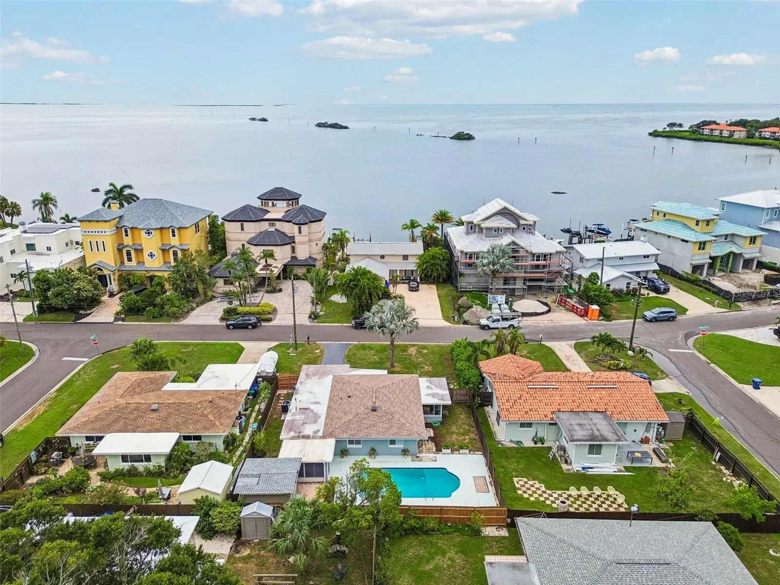 403 Driftwood Drive, FL