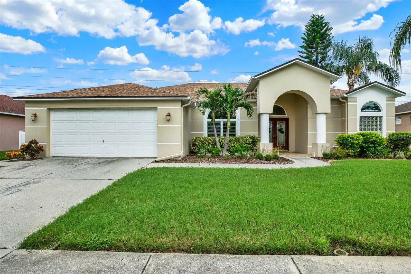 2318 Edelweiss Loop, FL