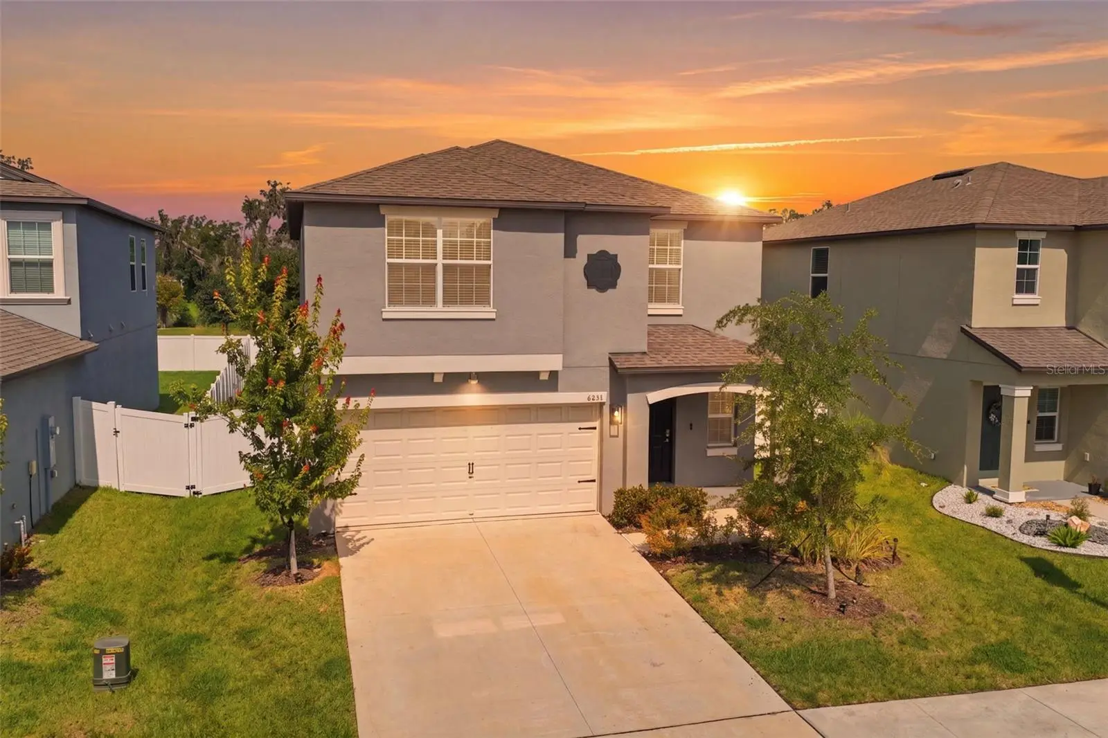 6453 Back Forty Loop, FL