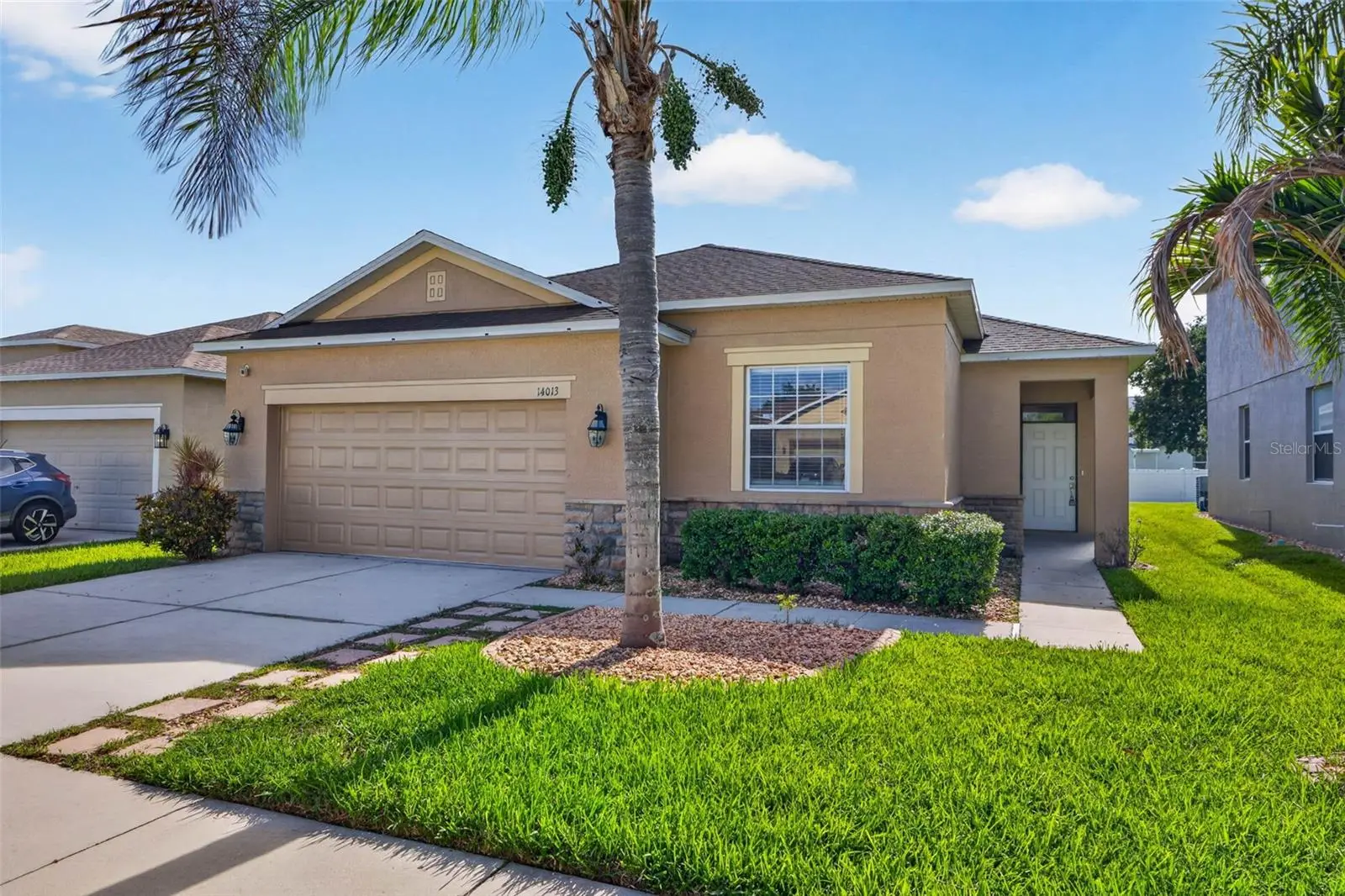 14013 Hollow Leaf Place, FL