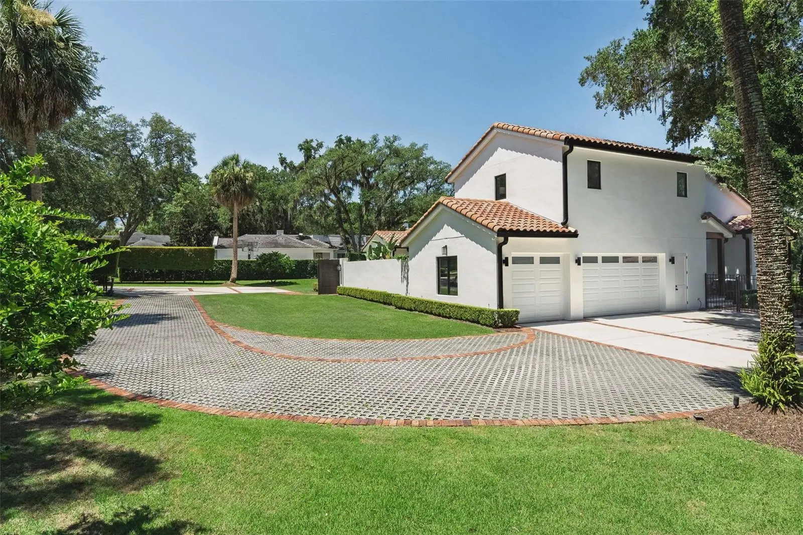 2525 Temple Drive, FL