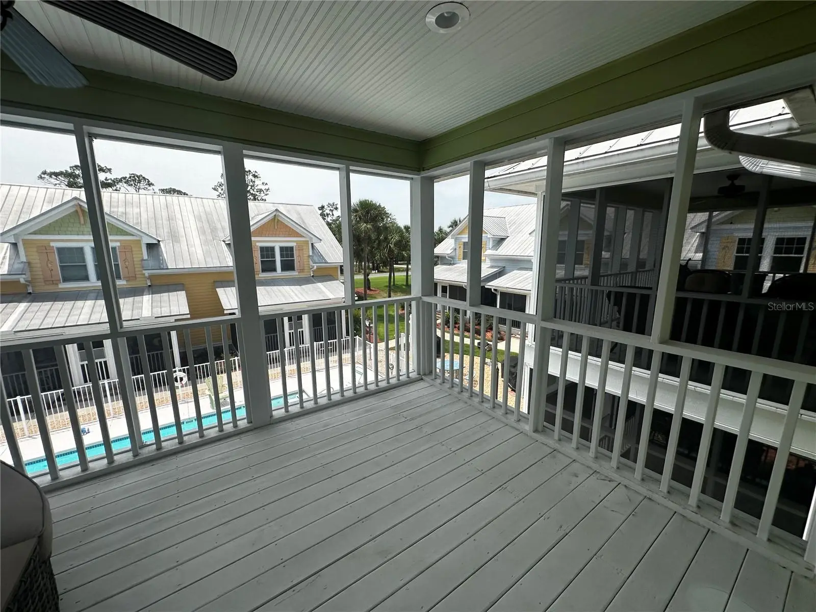 206 Tenth Street, FL
