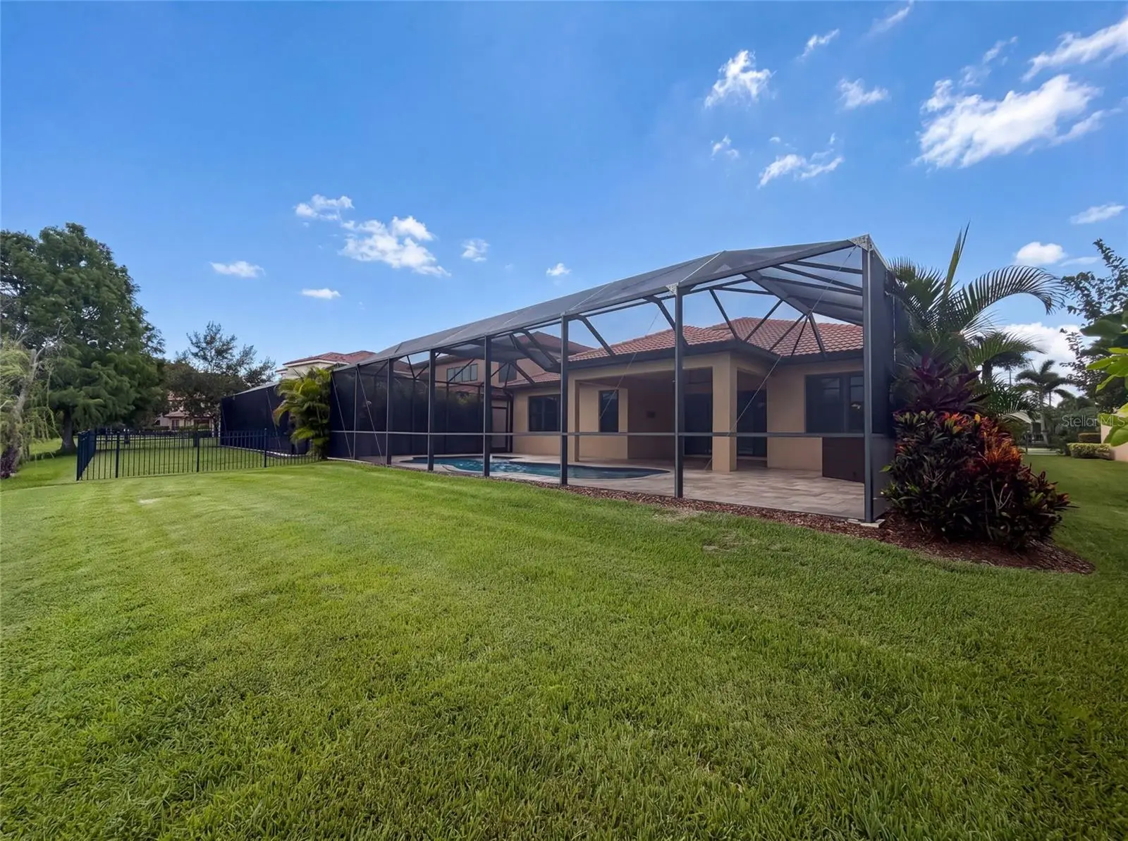 2575 Grand Lakeside Drive, FL