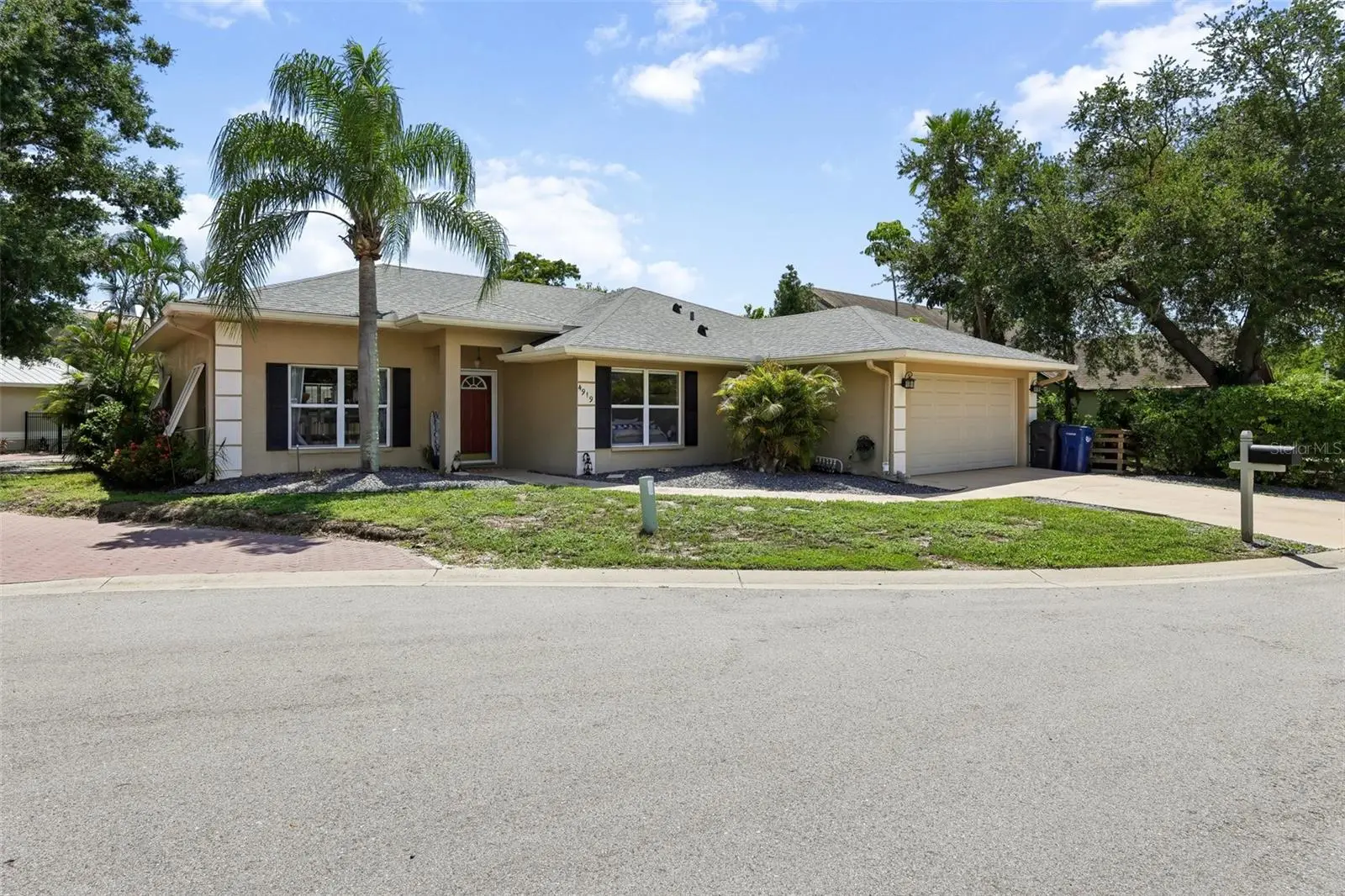4919 32nd Avenue Drive, FL