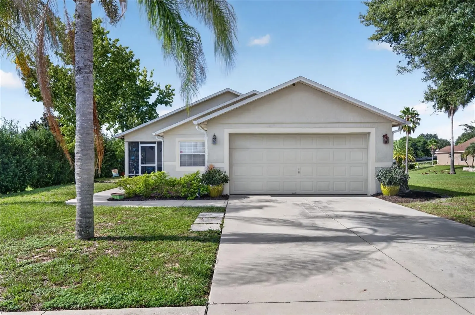 1390 Willow Crest Drive, FL