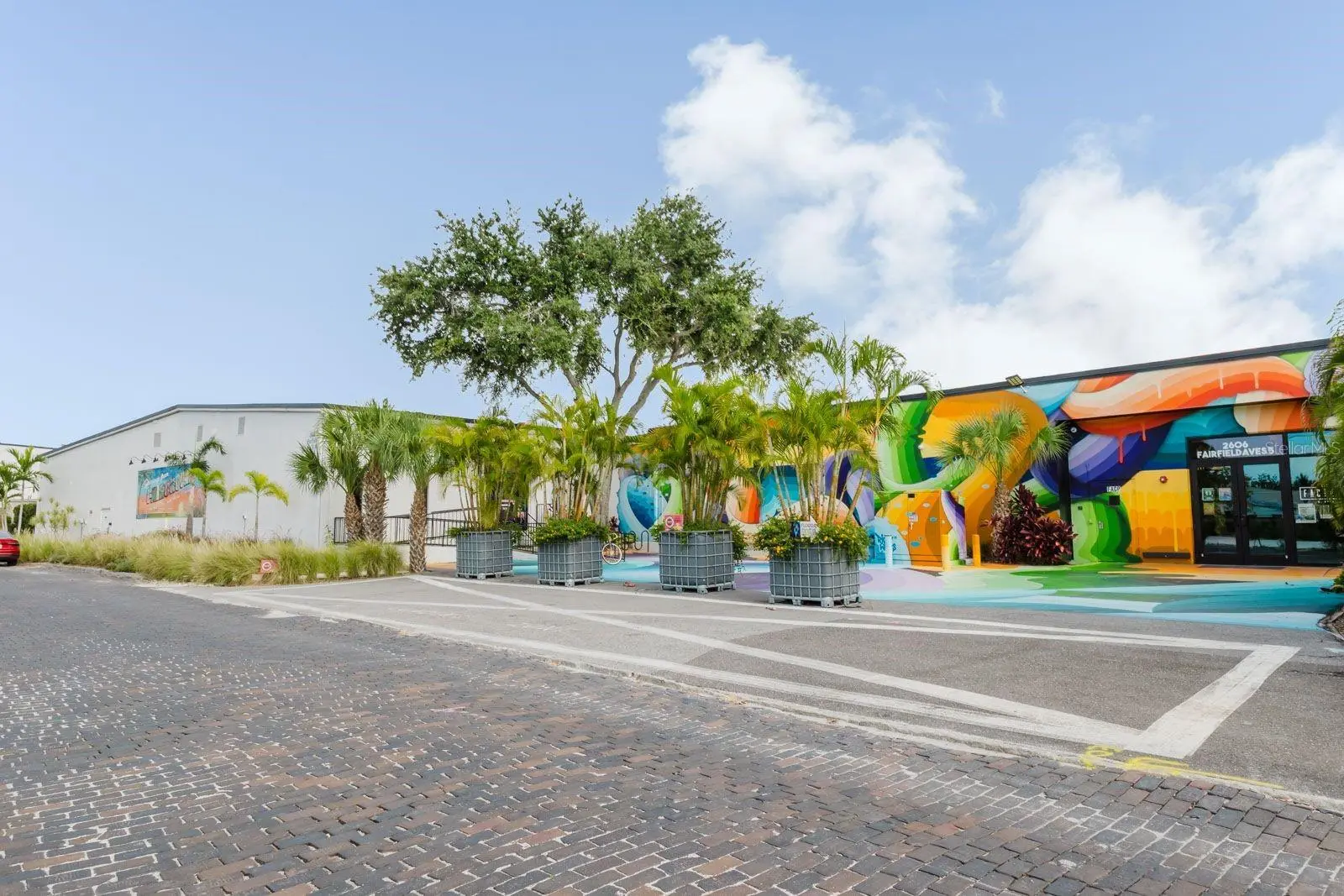 2560 5th Avenue, FL