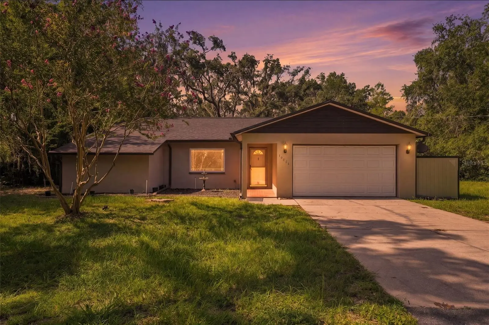 16426 Forzando Avenue, FL