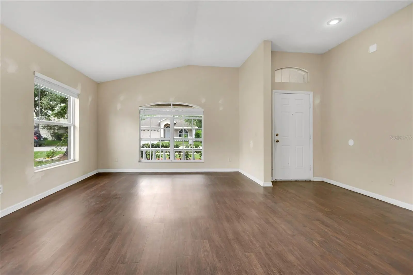 1422 Lake Shore Ranch Drive, FL