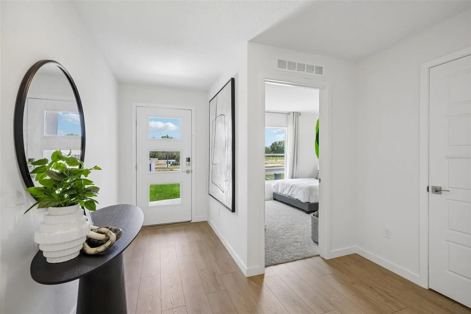 231 Skyfield Court, FL