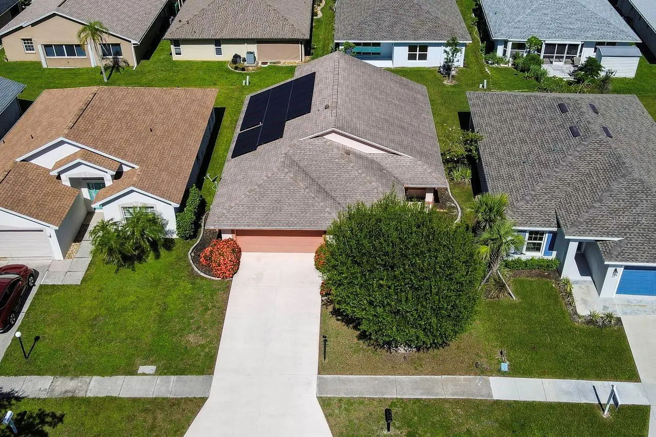 483 Winwood Court, FL