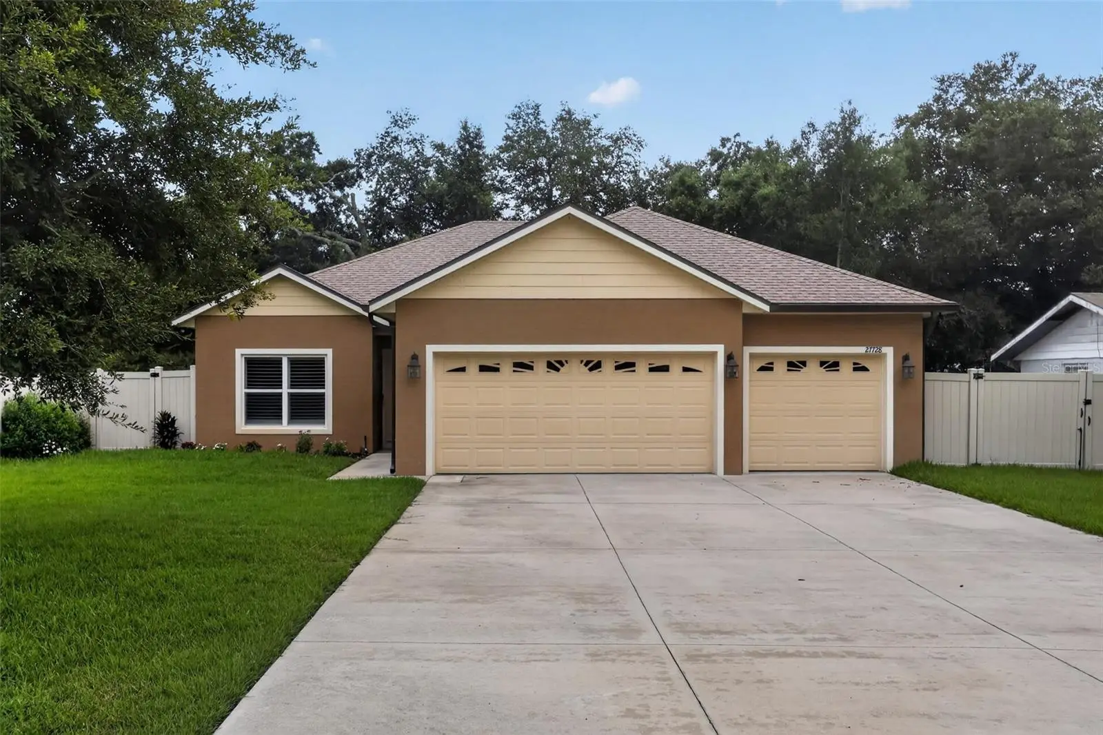 27728 Lisa Drive, FL