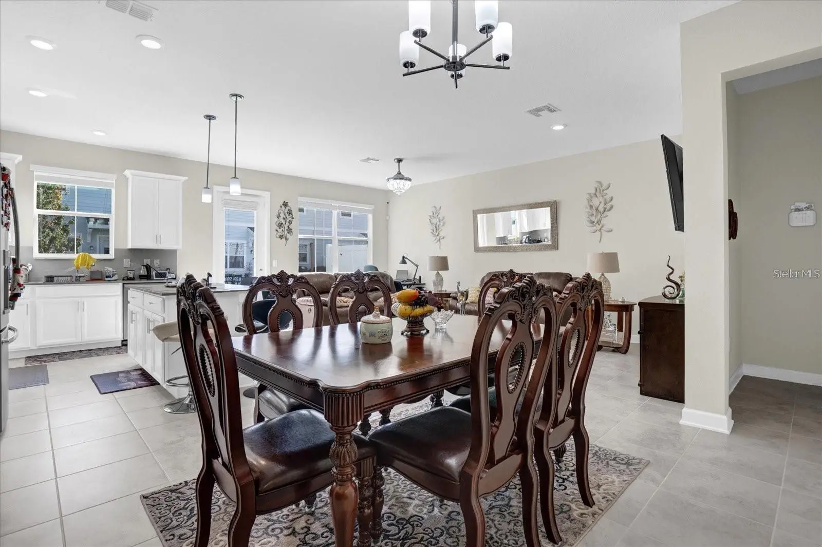 2909 Theme Street, FL