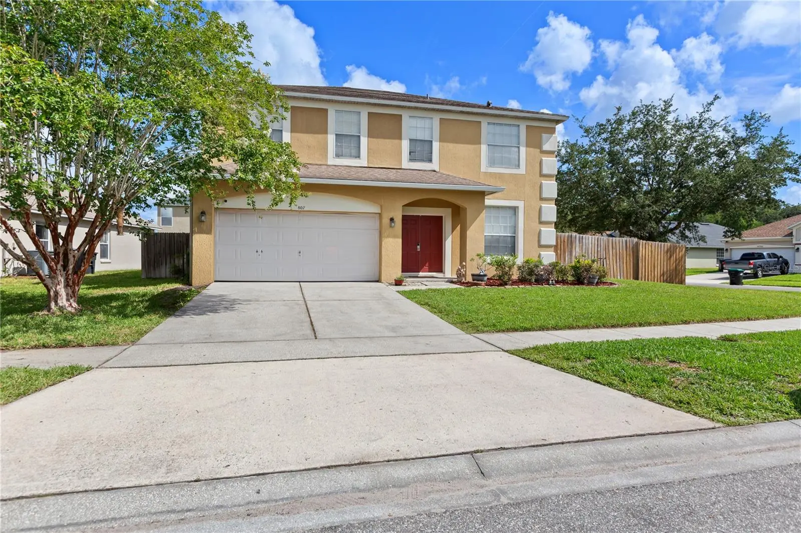 807 Jadestone Circle, FL