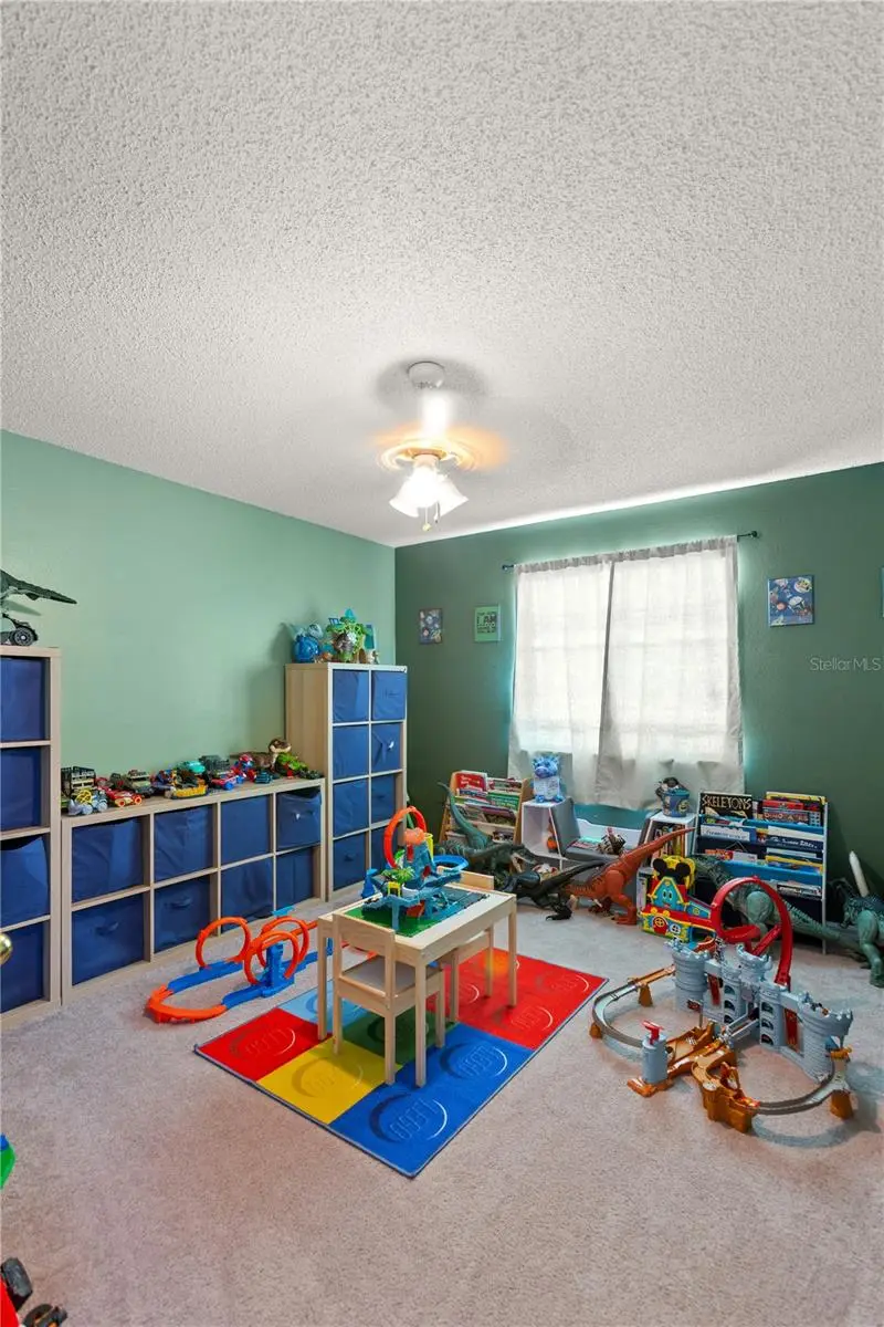 807 Jadestone Circle, FL