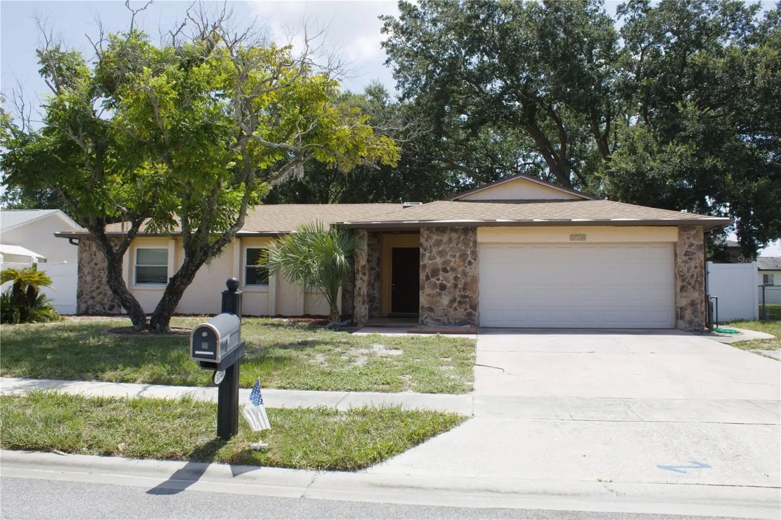 3740 Hawthorne Lane, FL