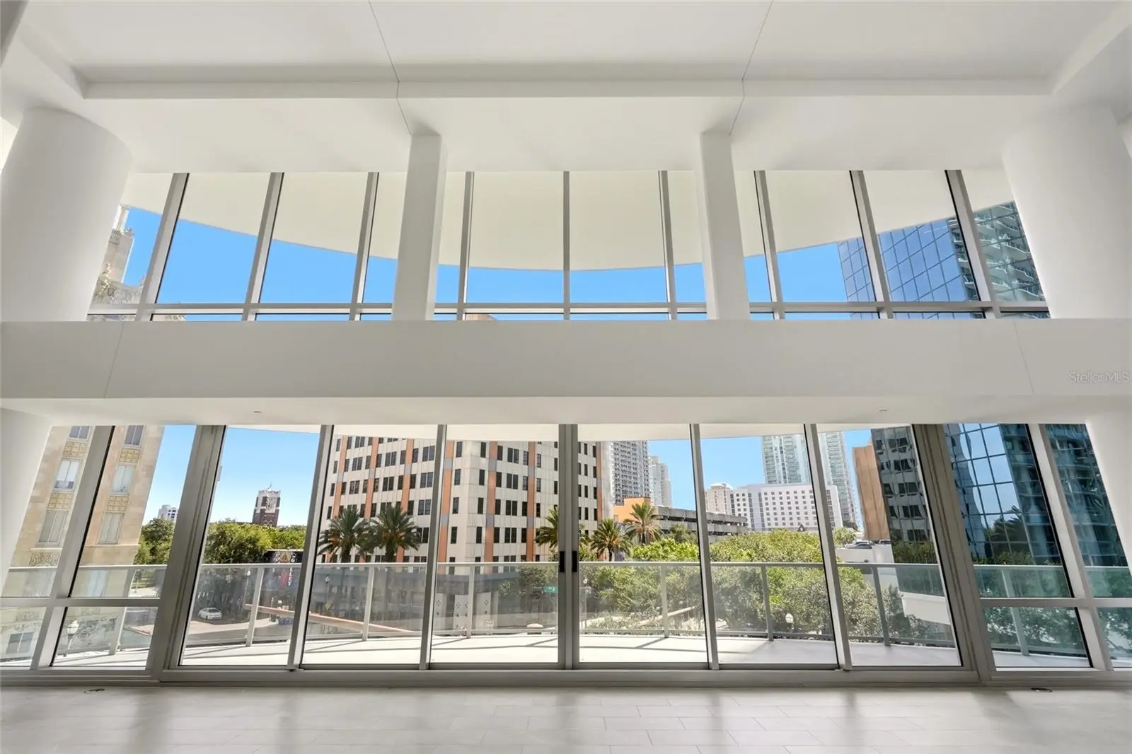 400 Central Avenue, FL