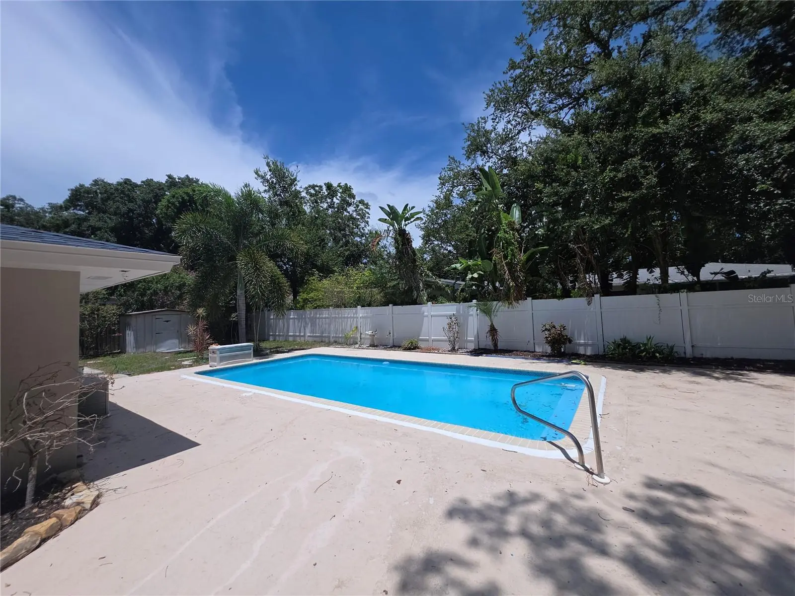 63 Oakwood Drive, FL