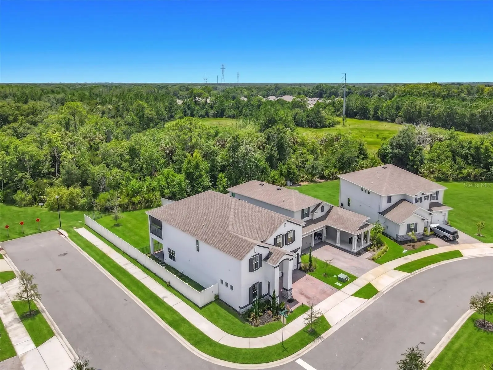 720 Treehouse Loop, FL