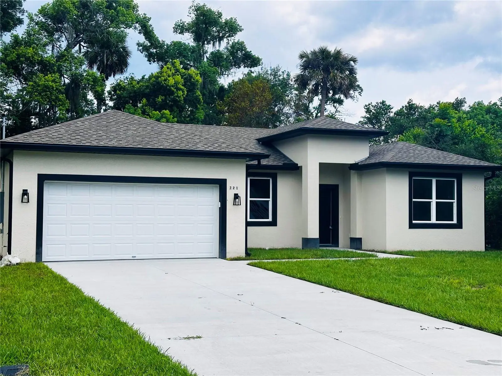 221 Euclid Avenue, FL