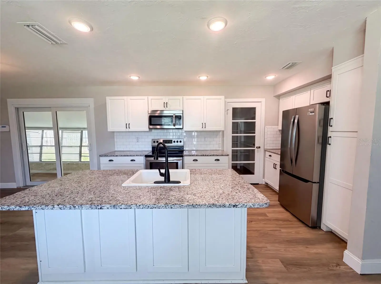 1521 River Shore Way, FL