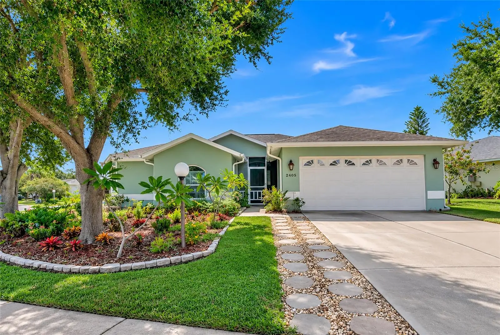 2405 Icecapade Drive, FL