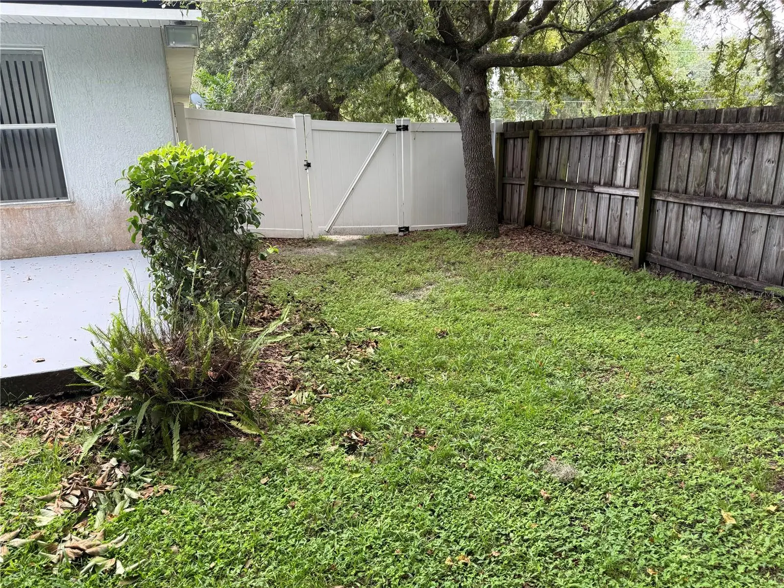 252 Dirksen Drive, FL