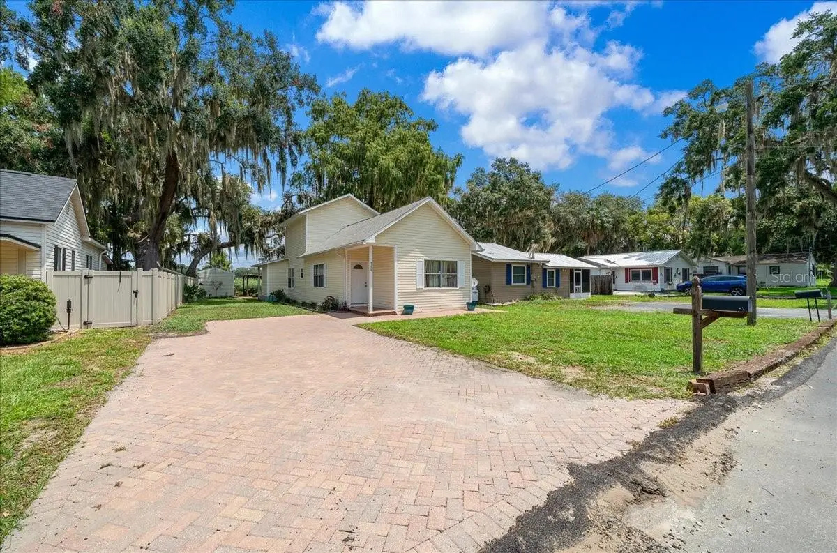 506 Lake Street, FL