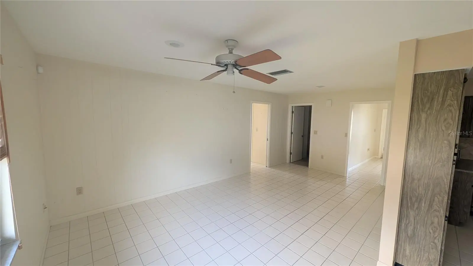 3720 Pin Oaks Street, FL