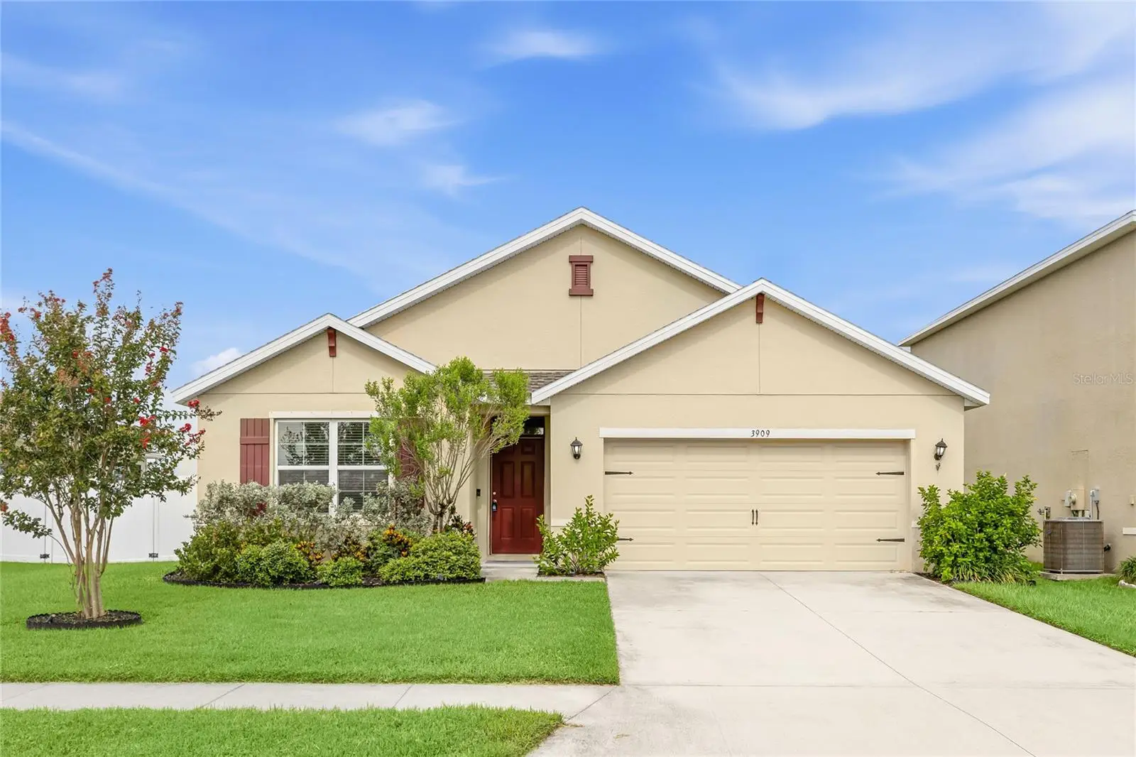 3909 Park Willow Avenue, FL