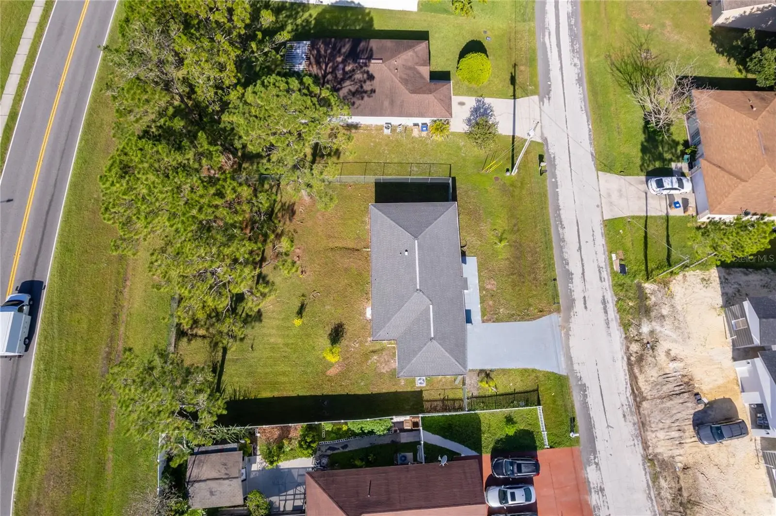 1033 Embrun Court, FL