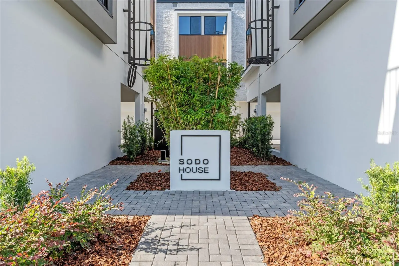 42 Harding Street, FL