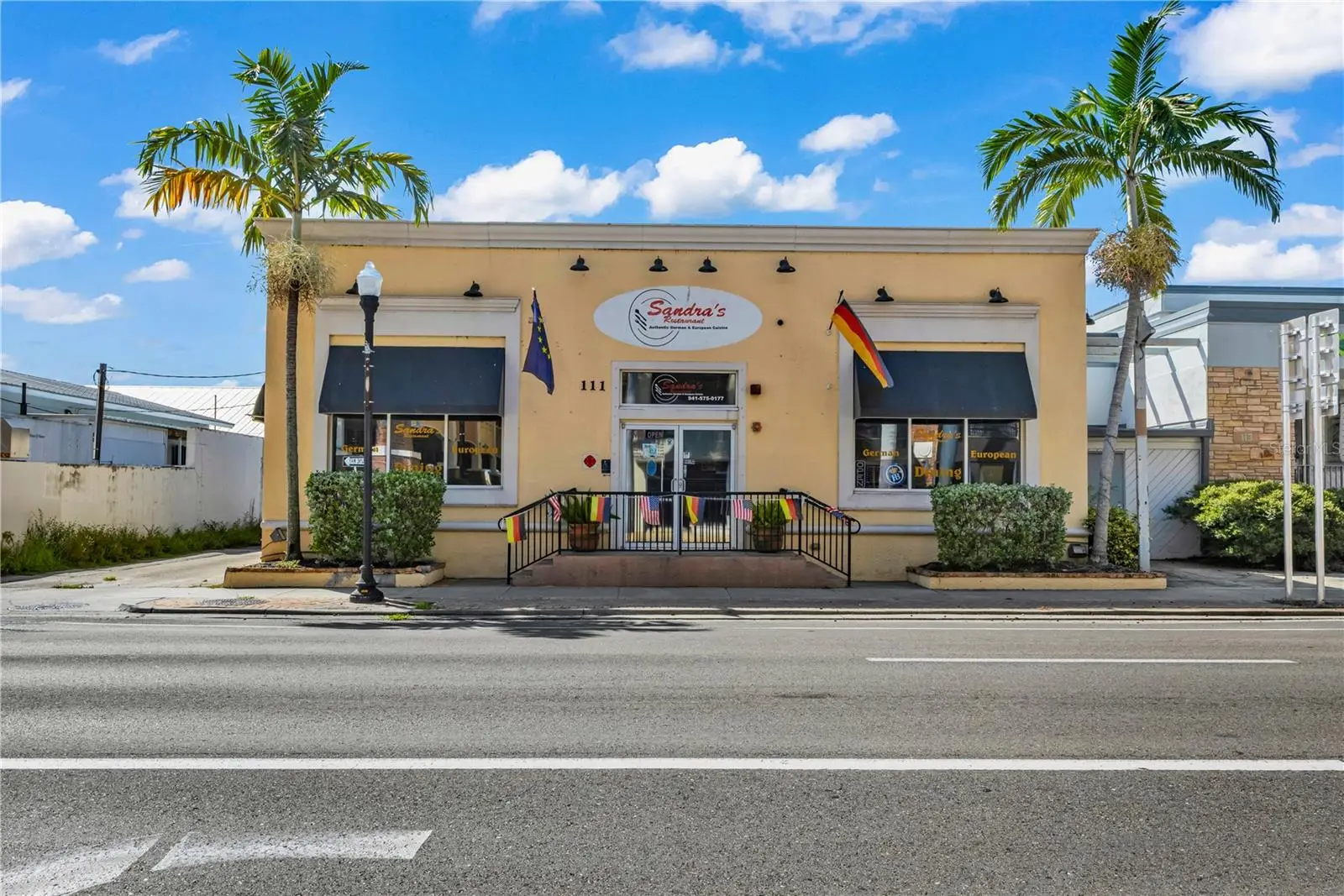 111 Olympia Avenue, FL