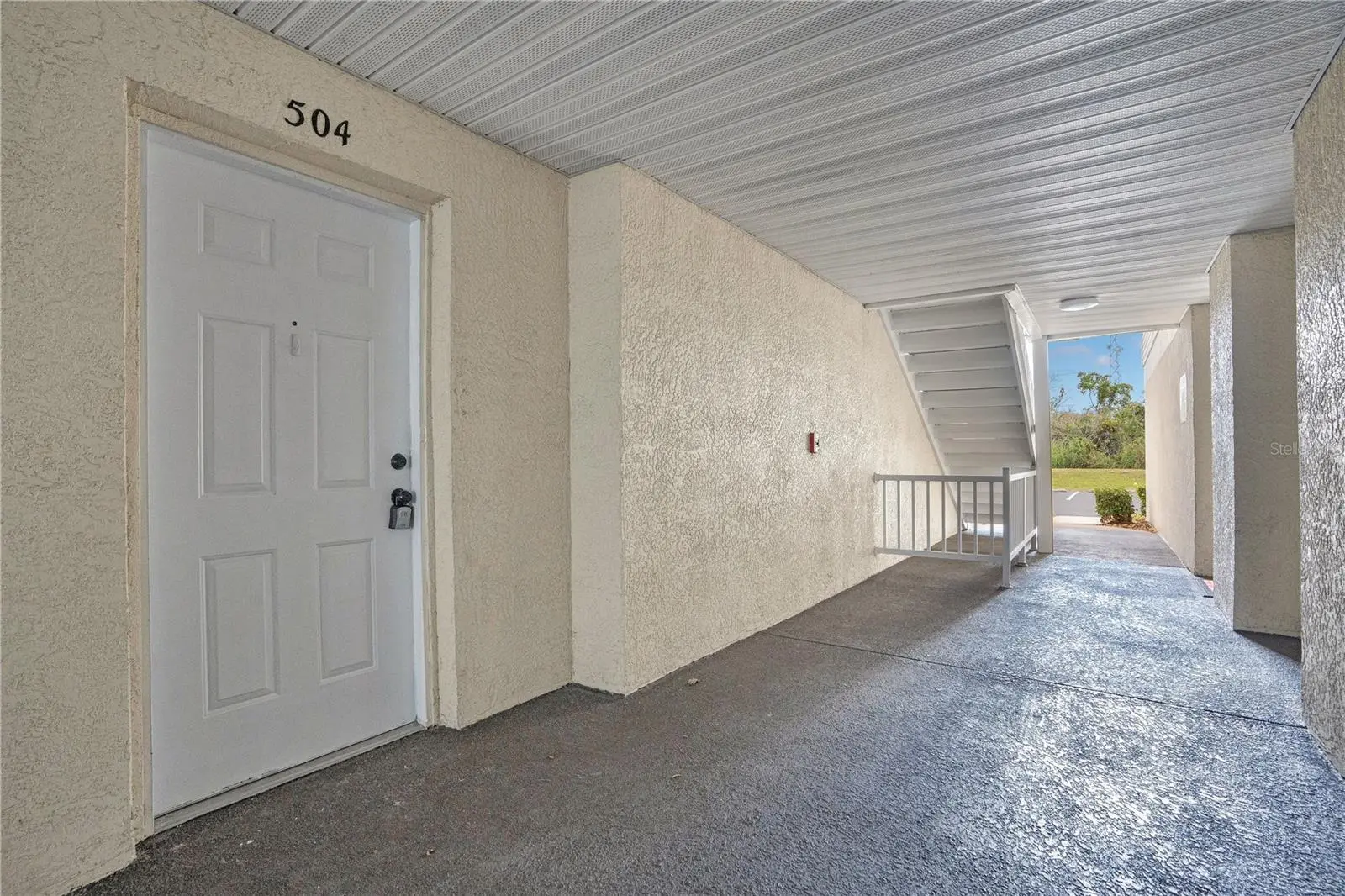 3960 Southpointe Drive, FL