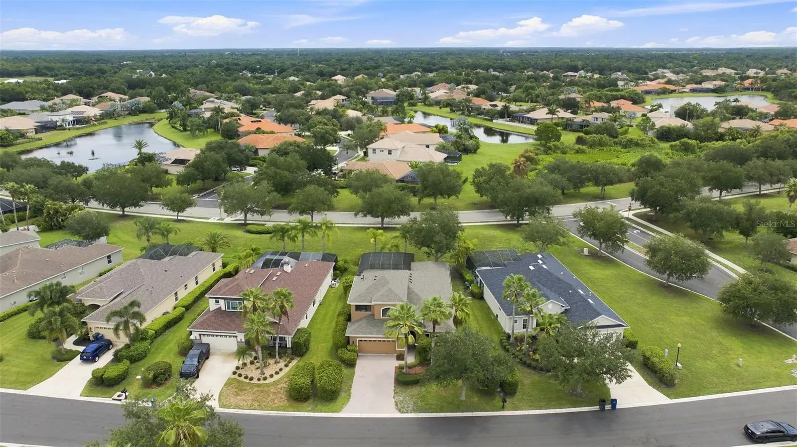 235 Dahlia Court, FL