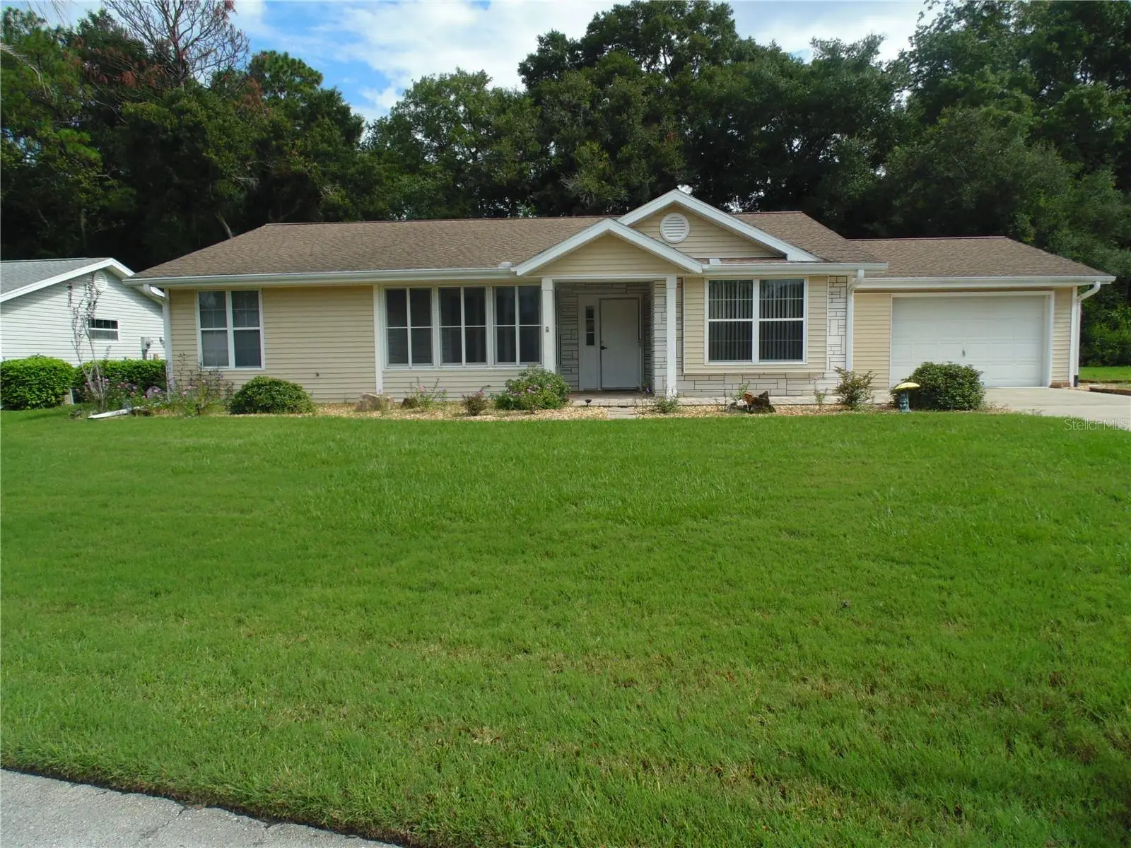 8125 108 Loop, FL