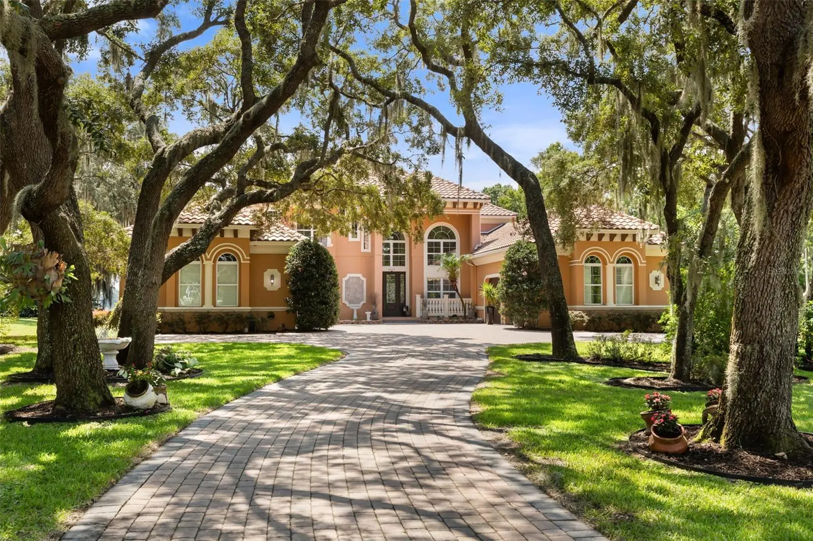 2117 Sturbridge Court, FL
