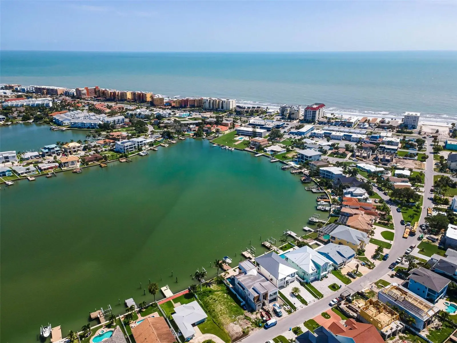 17043 Dolphin Drive, FL