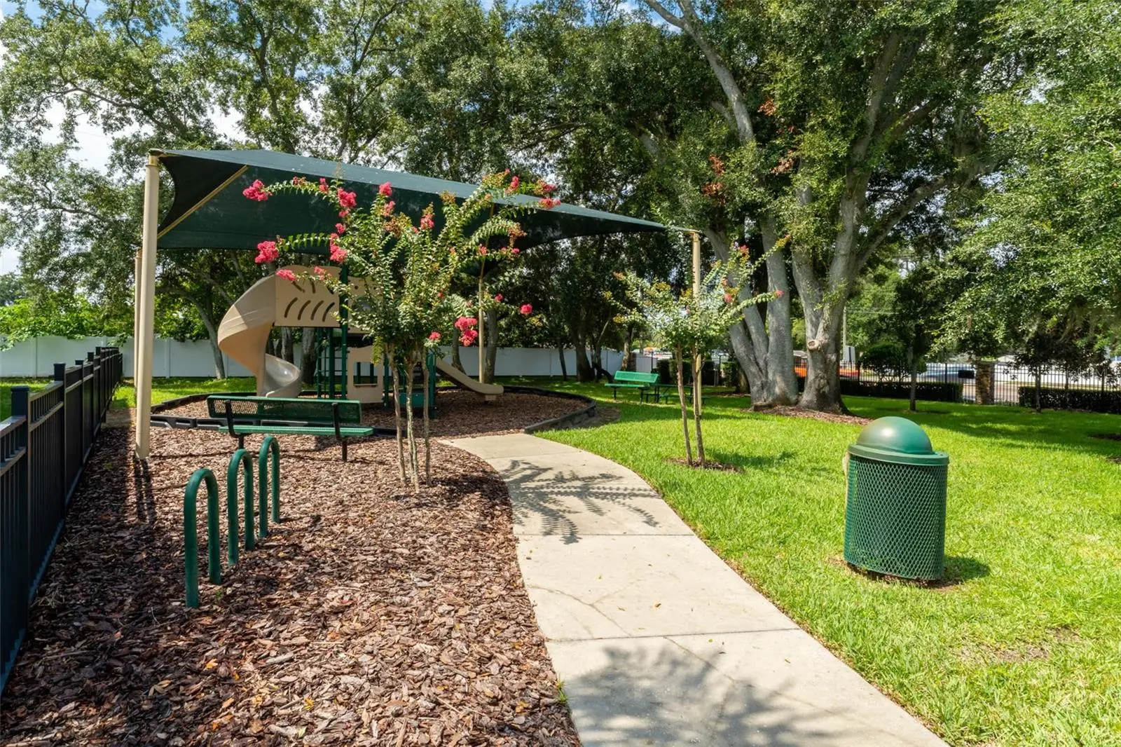 220 Parsons Woods Drive, FL