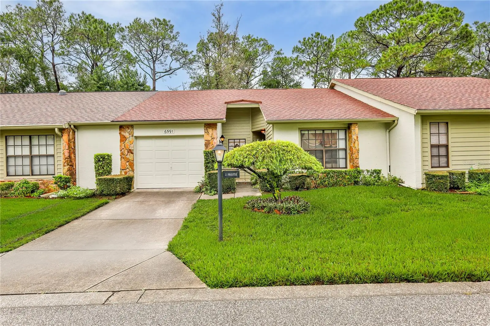 6591 Brambleleaf Drive, FL